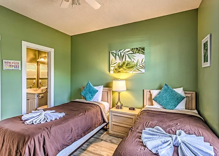 Myrtlewood Resort Condo With Games Less Than 2 Mi To Beach!