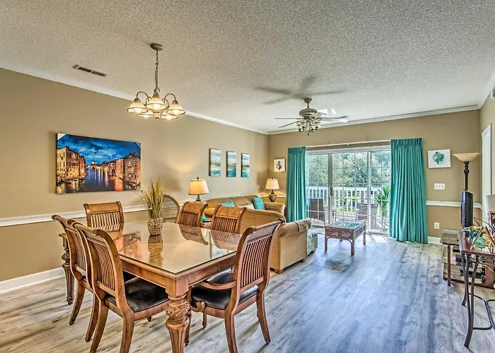 Myrtlewood Resort Condo With Games Less Than 2 Mi To Beach!