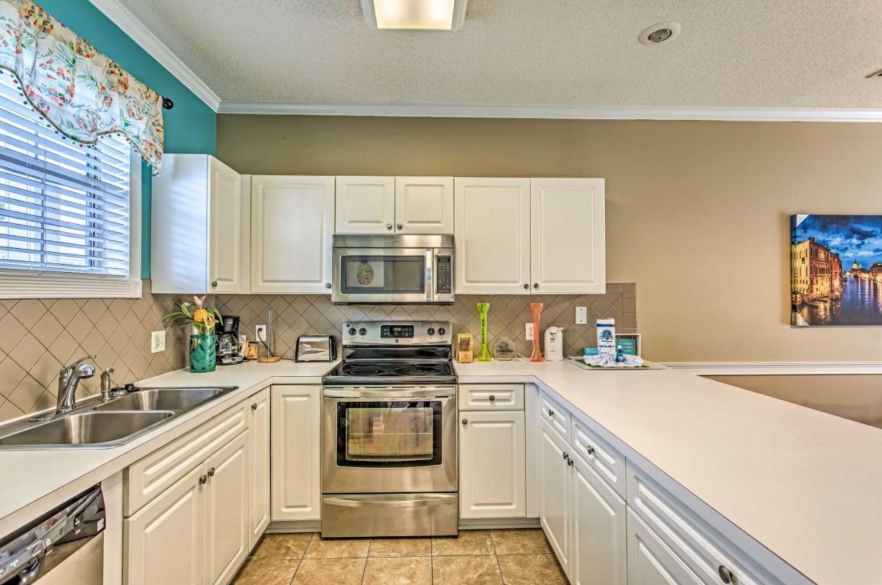 Myrtlewood With Games Less Than 2 Mi To Beach! Myrtle Beach