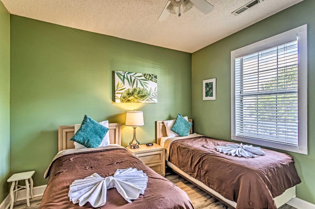 Myrtlewood With Games Less Than 2 Mi To Beach! * Myrtle Beach